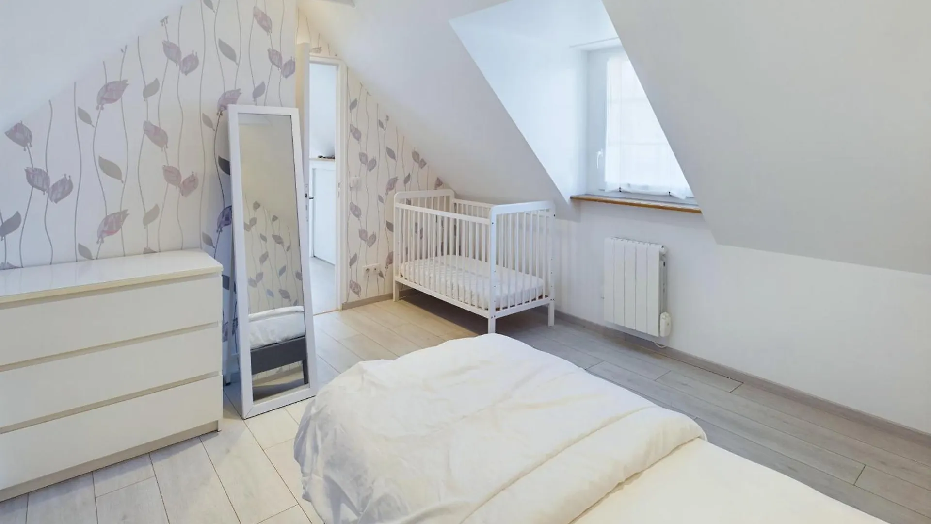 Holiday home Charmante Maison Pour 5 Dans Le Bourg De Plovan