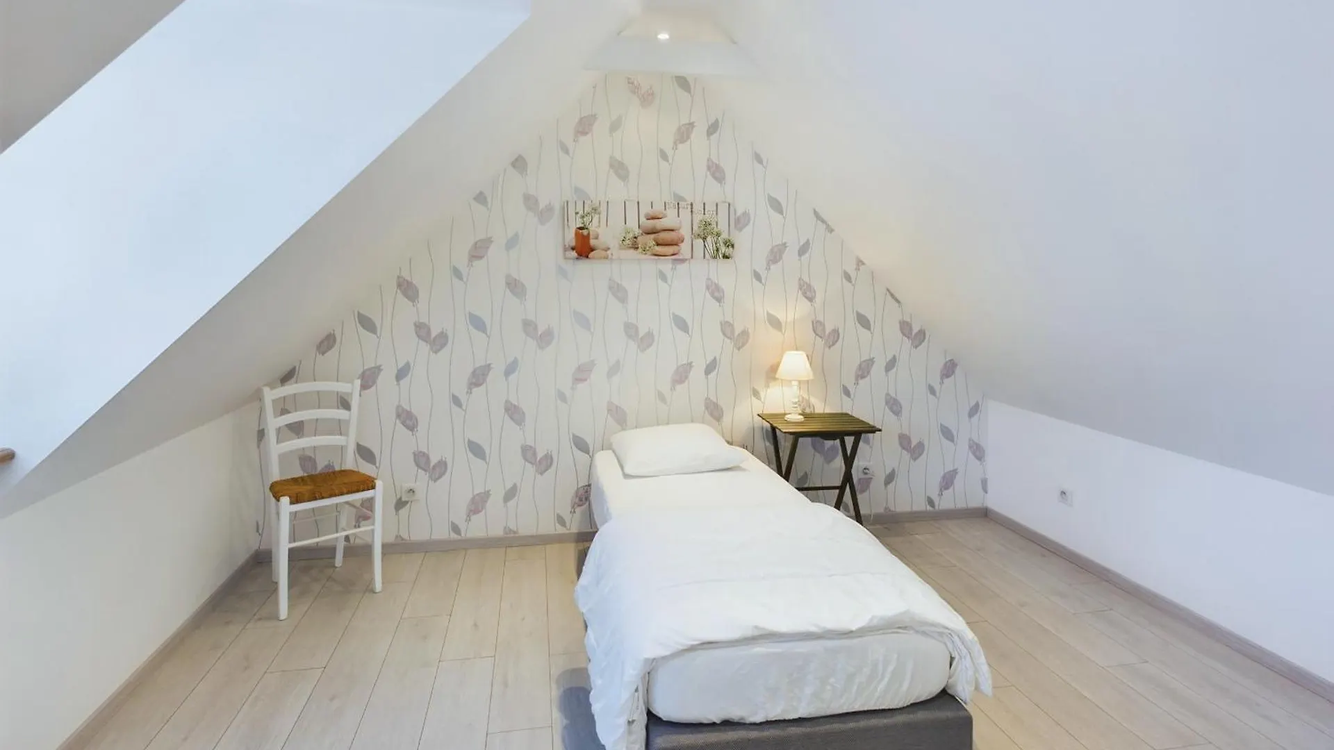 Charmante Maison Pour 5 Dans Le Bourg De Plovan France